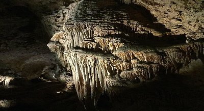 Лекция «Минеральные образования Карлсбадских пещер»